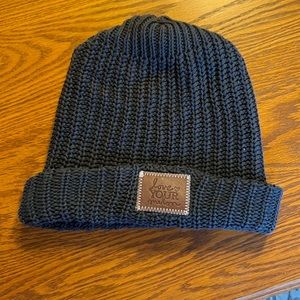 Love your melon hat in Navy